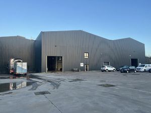 Surface industrielle à vendre à Rue des Glaces Nationales 169/54 169 Sambreville (RBU87575