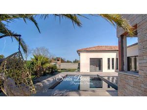 Villa Comtemporaine De Plain Pied - T5 - Piscine - Pool House - Double Garage - Carbonne