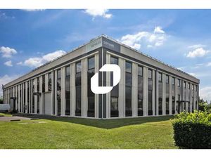 Surfaces de bureaux dans un parc sécurisé avec services de proximités