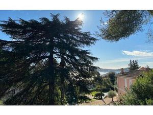 Location appartement  m² T-2 à La Seyne-sur-Mer  1 118 €