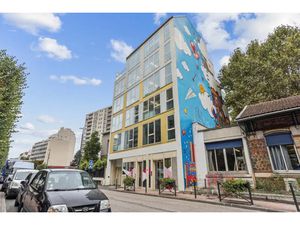 Bureaux à louer . 77 BLEUZEN