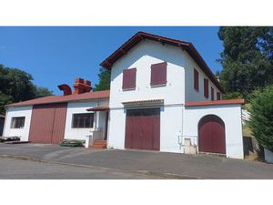 Vente maison 4 pièces 97m2 Saint-Palais 64120 - 250000 € - Surface Privée