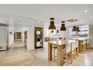 Bureaux à louer . 24 QG