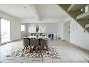 Appartement Sainte Clotilde 5 pièce(s) 151.41 m2