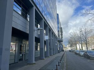 Vente commerce 173 m² Tours (37000)