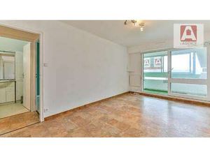 Vente Appartement 2 pièces à Saint-Hilaire-de-Riez (85270) : à vendre 2 pièces / 35m² Sain