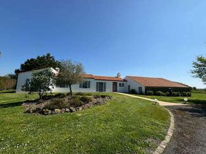 Vente Maison à Soullans (85300) : à vendre / 122m² Soullans