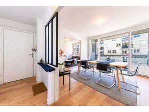 Location Appartement 4 pièces Meublé à Caen St-Jean (14000) : à louer 4 pièces Meublé / 69