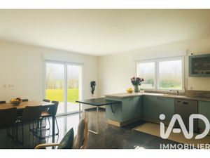 Vente maison 5 pièces 130 m² Dole (39100)