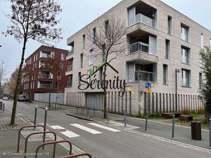 Vente garage 18 m² Lille (59160)