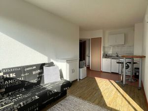 Location appartement 1 pièce 32 m² à Pau (64000)