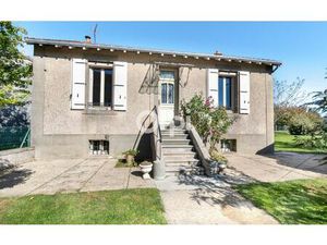 Maison Nantiat 92 m² T-4 à vendre  129 500 €