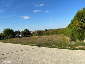 Terrain constructible viabilisé de 878 m2 à Souligny -Grand Troyes