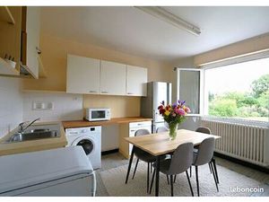 T3 de 77 m² avec terrasse et 2 parkings