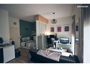 T1 meublé 34m2 habitable (avec coin chambre) + Place de parking + Grande Terrasse