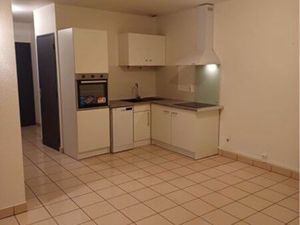 F3 50m2 avec terrasse centre ville