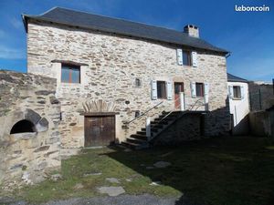 Loue maison aux Hermaux Lozère