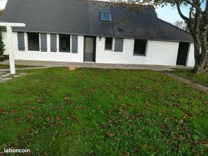 Maison à louer à Locunolé 29310