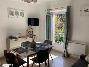 T2 lumineux  équipé  avec parking