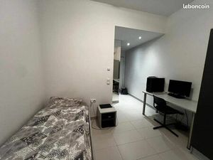 Location 1 pièce Studio Appartement + Balcon + Wi-Fi