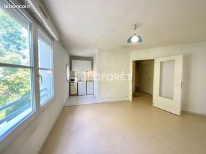 Studio 1 pièce 27 m²