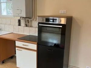 Loue f3 centre village à 4km de Compiègne