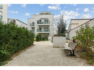 Vente garage 23 m² Villeurbanne (69100)