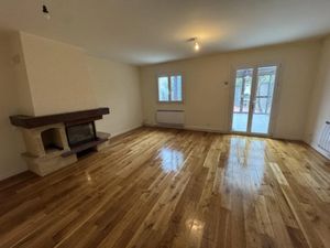 Location maison 4 pièces 80 m² à Aulnay-sous-Bois (93600)  2 000 €