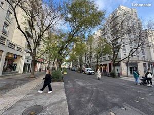 Local commercial 110 m²