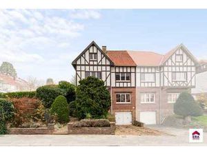 Maison spacieuse à rénover à Grand-Bigard