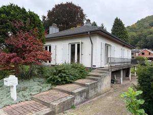 Bungalow 4 façades deux chambres à rénover