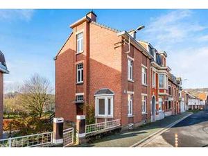 THEUX – Maison 3 façades en parfait état !