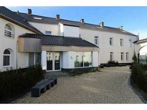 Appartement rénové dans un site calme