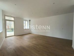 LOCAL COMMERCIAL A LOUER - BOURG D'ELVEN - 42 m2