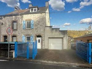 Jolie maison 3 façades en pierre