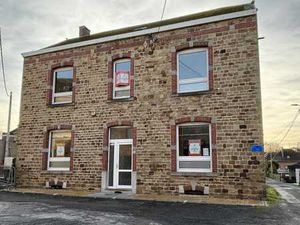 Spacieuse maison de village avec grand potentiel