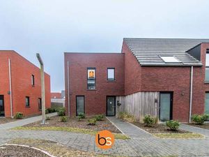 Maison à louer à Roeselare € 990 (LIIJQ) | Zimmo