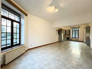 Appartement 2 chambres avec jardin et parking en centre-vill