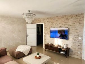 T3 Lumineux – 78 33 m² – Dernier Étage – Résidence Privée  Calme & Sécurisée