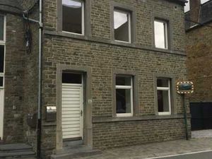 belle maison de village au centre de Spontin