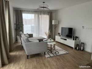 Chambre 4 pièces 90 m²