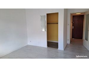 Grand studio lumineux