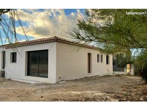 Maison Charleval 3 pièce(s) 80m2