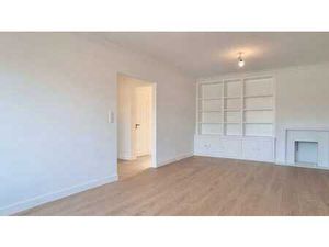 Appartement 2 chambres rénové à neuf + garage en option