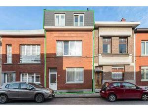 Opbrengsteigendom met 2 appartementen in Deurne!