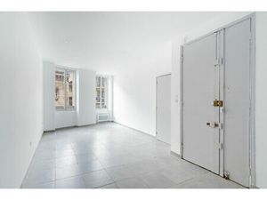 T3 à proximité de l'église des réformés