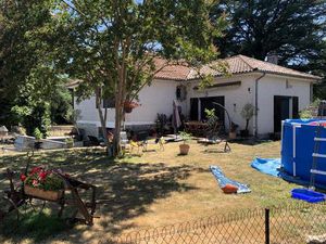 Maison restaurée avec jardin