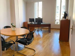 BUREAU DE 20 m² - AVOCAT