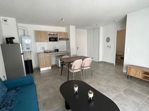 SAINT JORY à louer T2 meublé avec 2 emplacements de parking