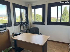 Bureau en coworking dans le centre de La Ciotat